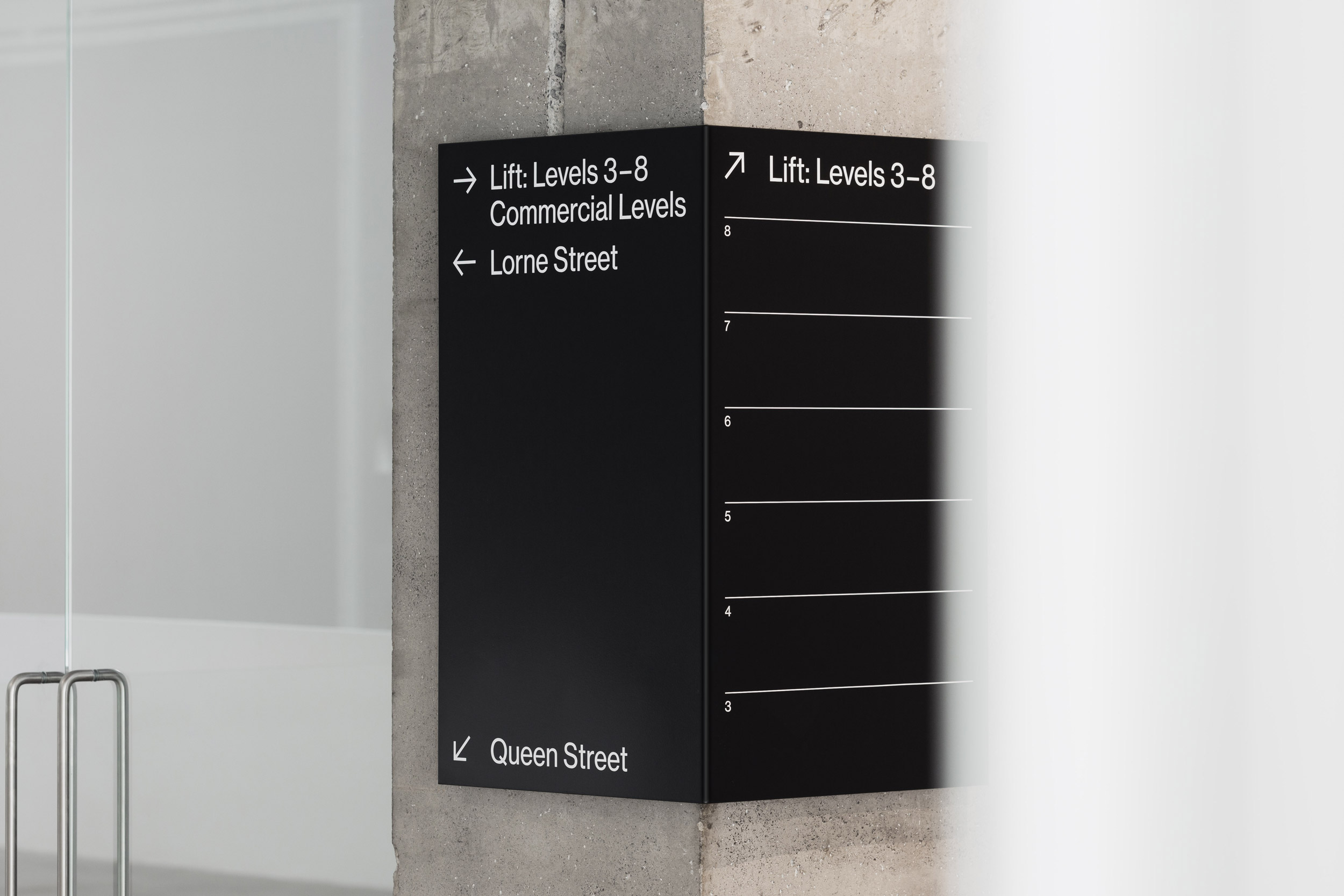 246 Queen Wayfinding